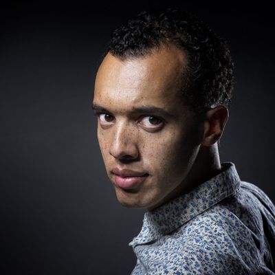 Gaël Faye, écrivain, chanteur, scénariste, en 2016. Crédits : Joël Saget / AFP