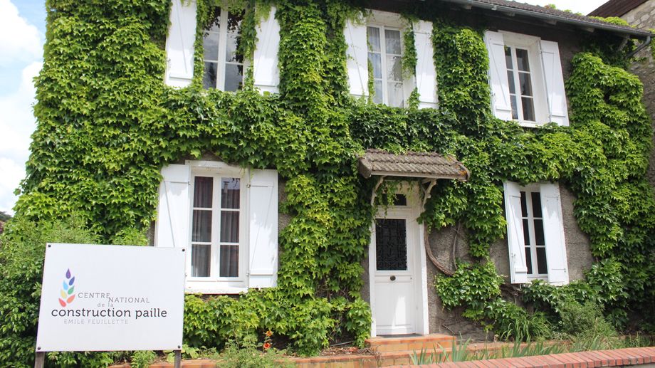 Une nouvelle formation en octobre au Centre national de la construction paille de Montargis