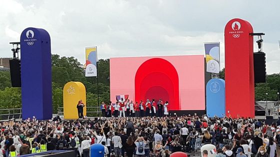 L'équipe de France olympique de retour des Jeux de Tokyo 2021, au Trocadéro à Paris.