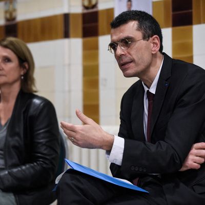Les co-présidents de la Commission indépendante sur l’inceste, Edouard Durand et Nathalie Mathieu au Palais de la Femme à Paris, le 16 février 2022.