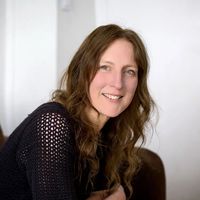 L'historienne Ludivine Bantigny, spécialiste des mouvements sociaux, a publié un ouvrage dédié à la Commune de Paris aux éditions La Découverte