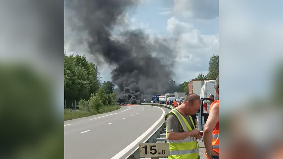 Ardennes : l'A34 bloqu�e par une manifestation de gens du voyage