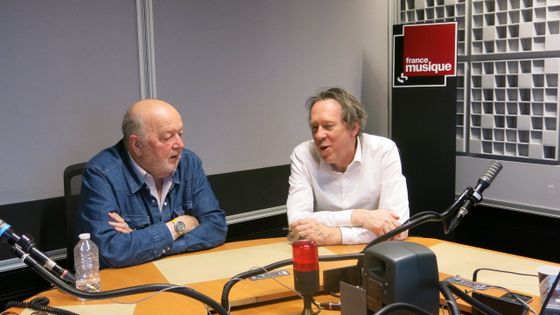 France Musique, studio 361 ... Humoriste-chansonnier, Bernard Mabille & Benoît Duteurtre, producteur-écrivain (g. à d.) ©Radio France - Annick Haumier / RF