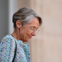 La nouvelle équipe gouvernementale de la Première ministre a été dévoilée vendredi après-midi à l'Elysée.
