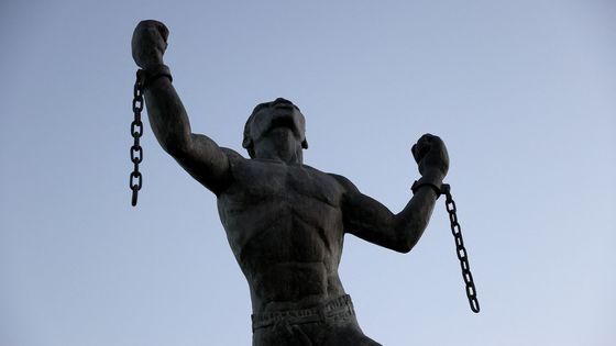 La Statue de l'Emancipation, à Bridgetown (Barbade), 16 novembre 2021 ©AFP - JOE RAEDLE / GETTY IMAGES NORTH AMERICA / Getty Images via AFP