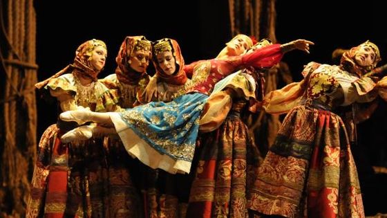 21 octobre 2011 : Ballet La Source, musique Leo Delibes, avec des danseurs étoiles à l'Opéra Garnier, Paris ©Getty - Sveeva VIGEVENO/Gamma-Rapho