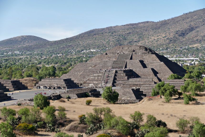 Temple à Teotihuacan.