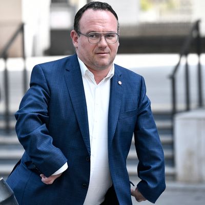Le nouveau ministre des Solidarités Damien Abad "conteste avec la plus grande fermeté" les "accusations de violences sexuelles" portées contre lui