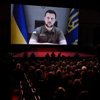 Intervention en vidéo du président ukrainien lors de la cérémonie d'ouverture du 75e Festival de Cannes