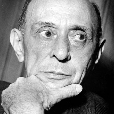 Le compositeur autrichien Arnold Schönberg