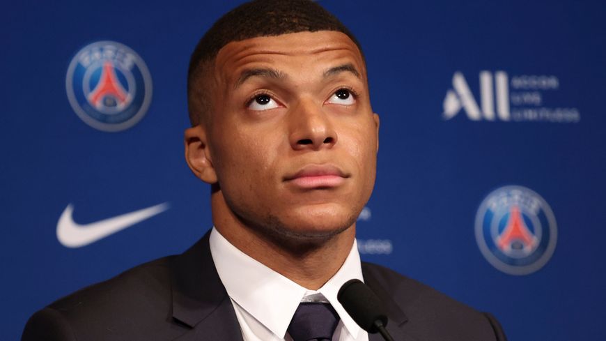 Kylian Mbappé - John Berry