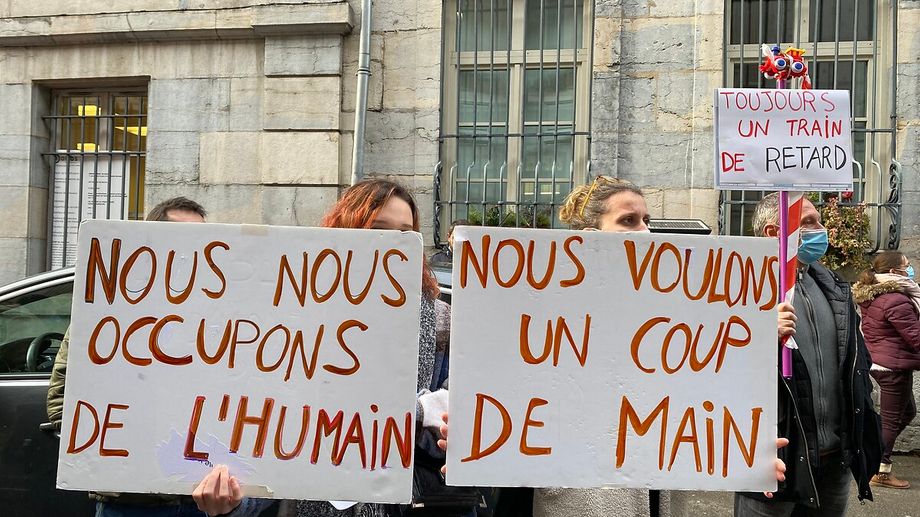 Les personnels du mÃ©dico-social de Dordogne rÃ©clament une hausse des salaires 