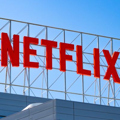 Depuis le festival de Cannes de 2018, les films produits par la plateforme Netflix ne sont pas admis dans la compétition officielle