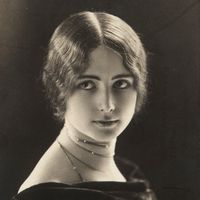 Carte postale à l'effigie de Cléo de Mérode, vers 1903