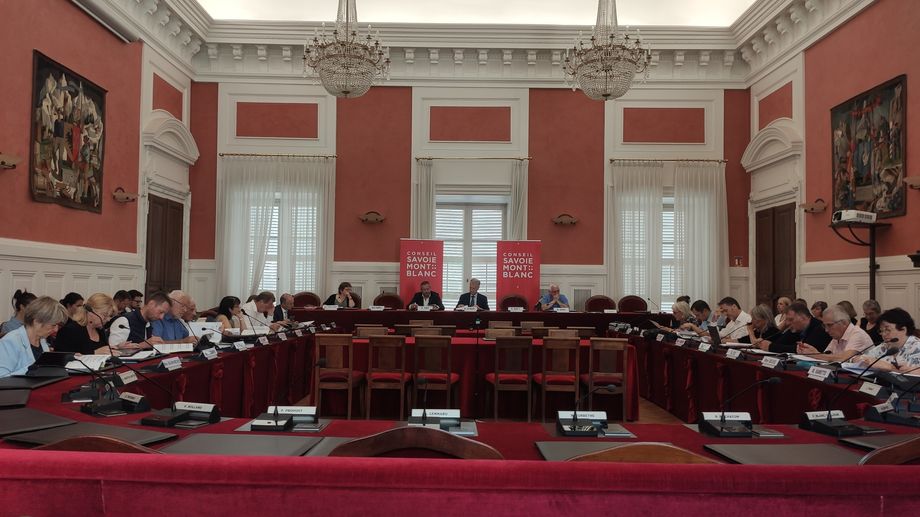 D�saccord entre les deux Savoie : vers la fin du Conseil Savoie Mont-Blanc ?