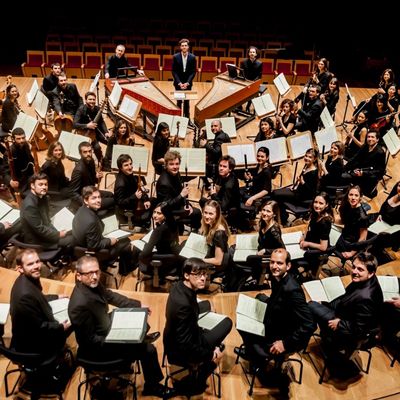 Raphaël Pichon à la tête de Pygmalion, chœur et orchestre sur instruments d'époque, qu'il a fondé en 2006