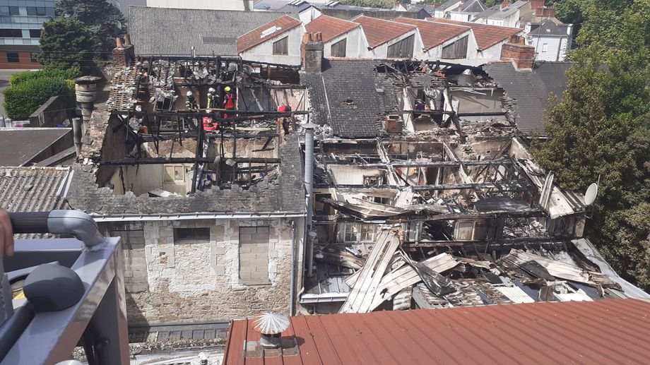 Nantes : 80 pompiers mobilis�s pour un incendie dans le Bas Chantenay