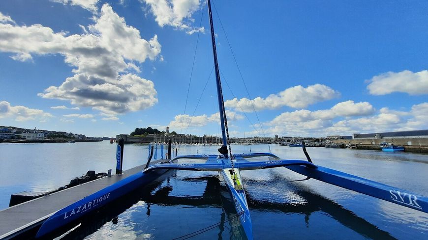 Le nouveau trimaran volant de François Gabart a déjà dépassé les 47 noeuds en pointe de vitesse, soit près de 90 km/h