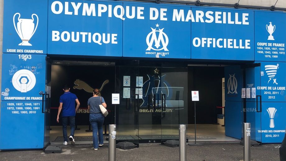 Le nouveau maillot de l'OM aurait fuit� et circule sur les r�seaux sociaux 