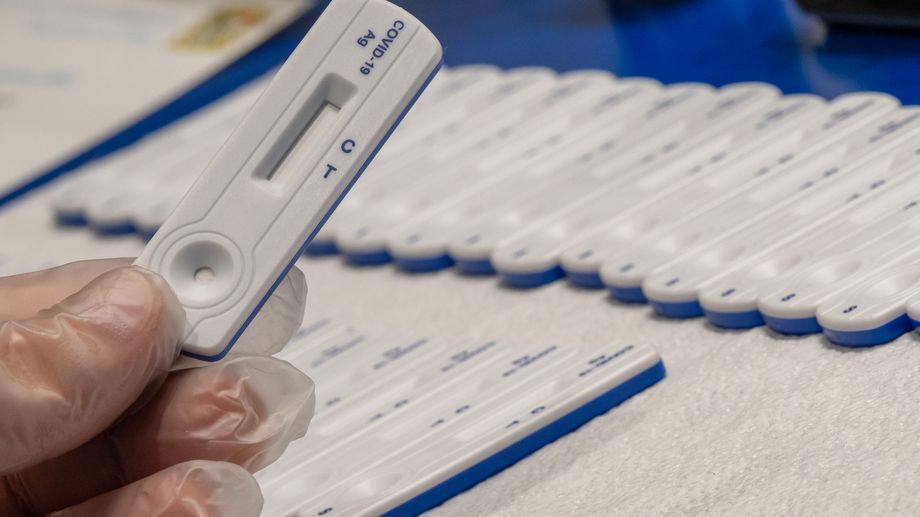 Covid-19 : une flamb�e des contaminations en Loire-Atlantique et Vend�e