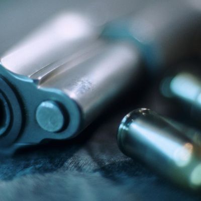 Très peu de personnes sont autorisées à porter des armes en France. (Illustration)