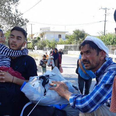 Des réfugiés sur l'île de Lesbos (Grèce), le 10 septembre 2020