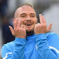 Jul - après match des Héros au Vélodrome (Nicolas Tucat)