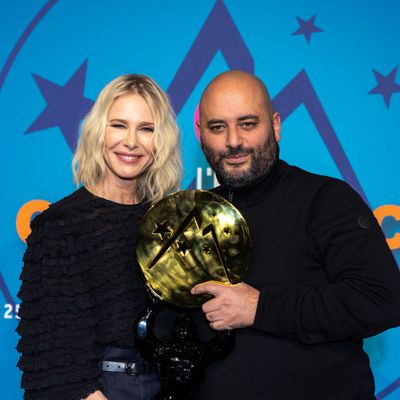 Pascale Arbillot et Jérôme Commandeur à la cérémonie de clôture du 25e Festival international du film de comédie de l'Alpe d'Huez le 22 janvier 2022.