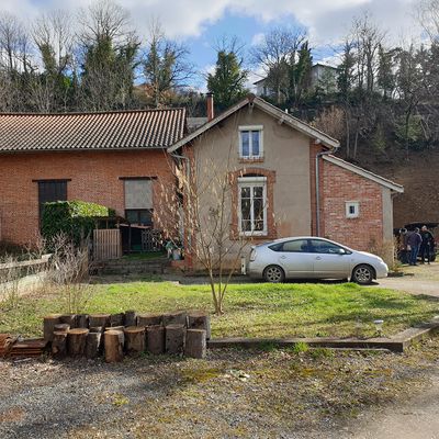 Ternand, la maison au bord de l'Azergues