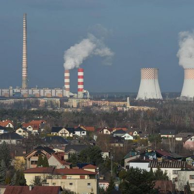 <p>Une centrale à charbon à Rybnik dans le bassin houiller de la Silésie, en Pologne le 30 novembre 2018.</p>
<p></p>