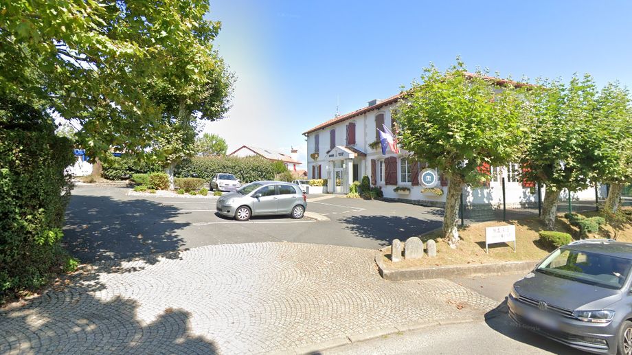 Jug� pour des faits d'agressions sexuelles lors des f�tes de Bassussarry, un jeune homme de 17 ans est relax�