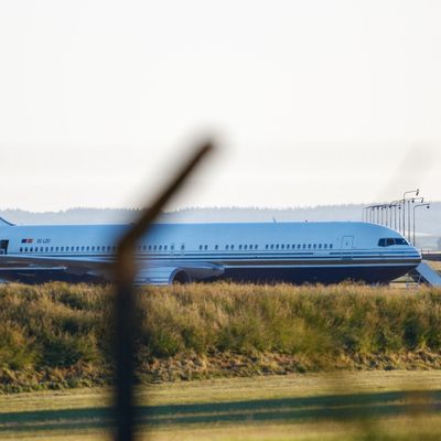 Le vol prévu pour emmener des demandeurs d'asile du Royaume-Uni au Rwanda n'est pas parti comme prévu ce mardi après une bataille juridique de dernière minute