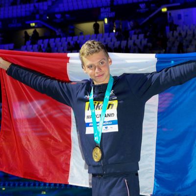 Le nageur Léon Marchand le 22 juin 2022 à Budapest, Hongrie