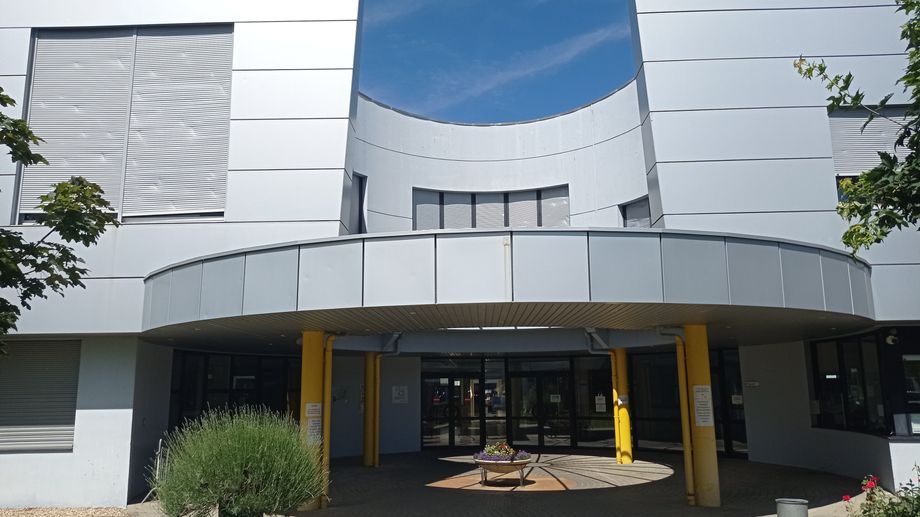 Gr�les dans l'Indre : malgr� les travaux en cours, tous les lyc�ens ont pu retourner en classe