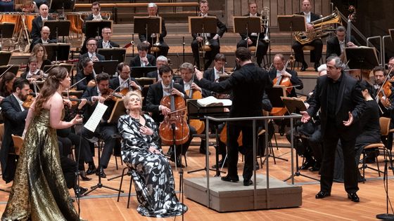 Tchaïkovski, La Dame de Pique – Direction Kirill Petrenko, Elena Stikhina (Lisa), Doris Soffel (Comtesse), Arsen Soghomonyan (Hermann), Berliner Philharmoniker - © Photo by Monika Rittershaus / Orchestre Philharmonique de Berlin