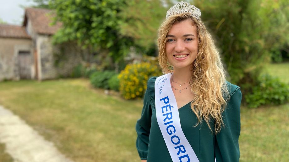 VID�O - Qui est �ve Alexeline, la nouvelle Miss P�rigord et future m�decin ?