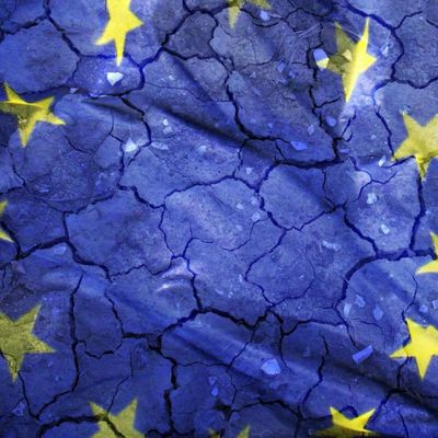 Dès le 1er juillet 2022, la Banque centrale européenne arrêtera d'acheter de la dette souveraine. Aujourd’hui, elle détient 5000 milliards d’euros de dette européenne dans ses comptes, soit un tiers de la dette souveraine.
