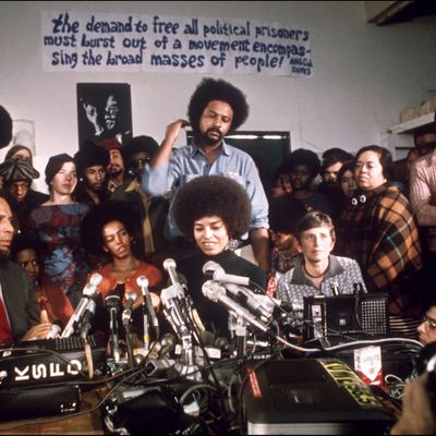 Conférence de presse d’Angela Davis le 7 janvier 1971 à San Rafael Californie.
