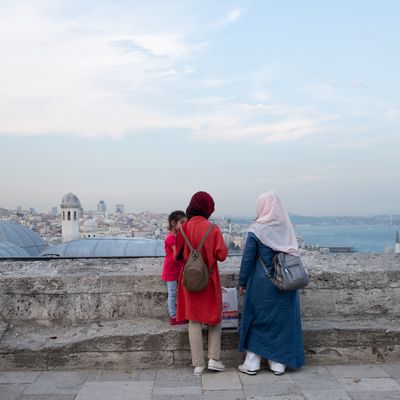 Une vue d'Istanbul en Turquie depuis le quartier de Fatih où se sont installés de nombreux réfugiés Syriens fuyant la guerre dans leur pays.