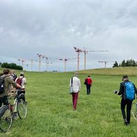 Au parc Georges Valbon, le chantier du futur Village des médias.