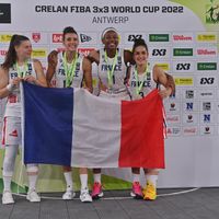 Les joueuses de l'équipe de France de basket 3x3 dimanche après leur victoire au mondial