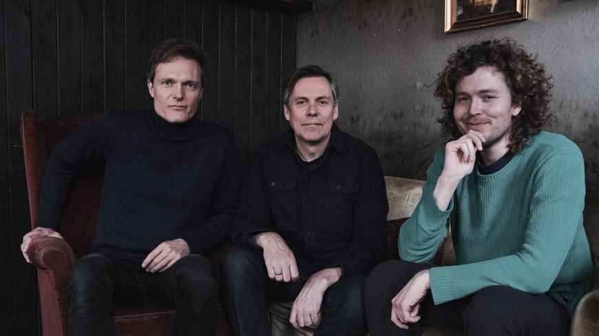 Human Being Human : Esben Tjalve, Torben Bjørnskov, Frederik Bülow