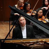 Kun Woo Paik, pianiste avec l'Orchestre Philharmonique de New York le 8 décembre 2016