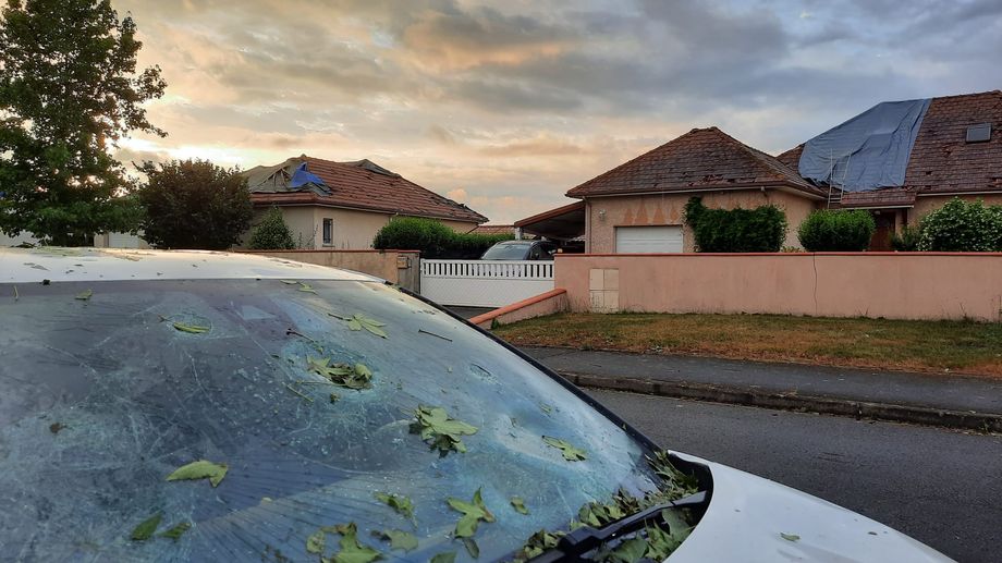 Orage de gr�le en B�arn : la commune de Nousty panse ses plaies apr�s le d�luge 