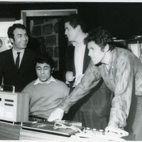 Saravah Sound - Pierre Barouh ( à droite) avec Claude Lelouch, Francis Laï et Fernando Boruso