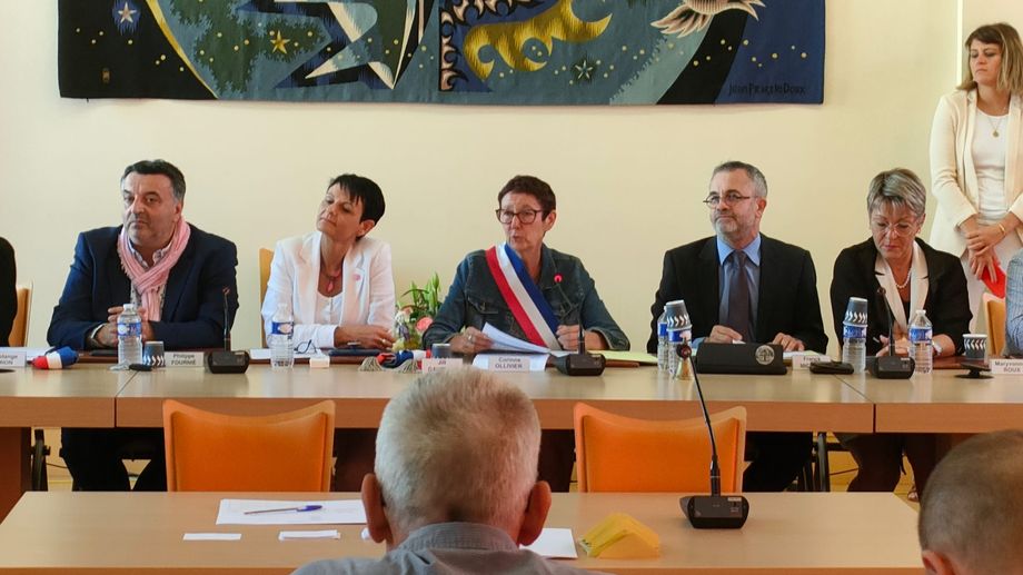 Corinne Ollivier, premi�re femme �lue maire de Vierzon