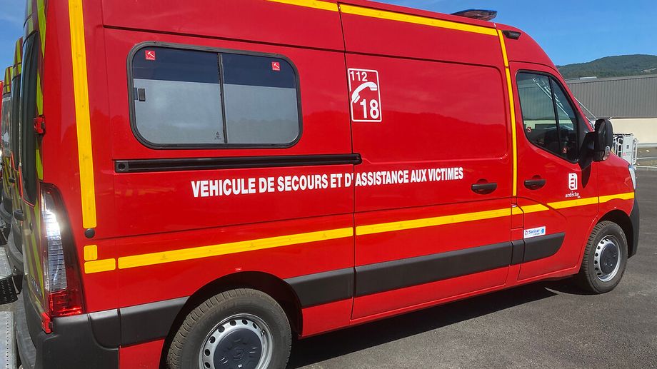 Ard�che : un cycliste meurt apr�s avoir �t� renvers� � Champagne