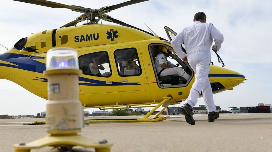 Un chauffeur de camion héliporté en urgence absolue après une collision sur la Nationale 12