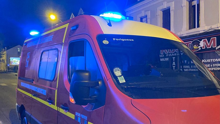 Un femme bless�e apr�s une violente collision entre deux voitures en Dordogne