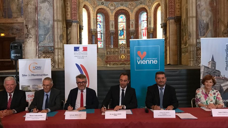 Nouvelle �tape dans le projet de r�habilitation de la Maison Dieu � Montmorillon